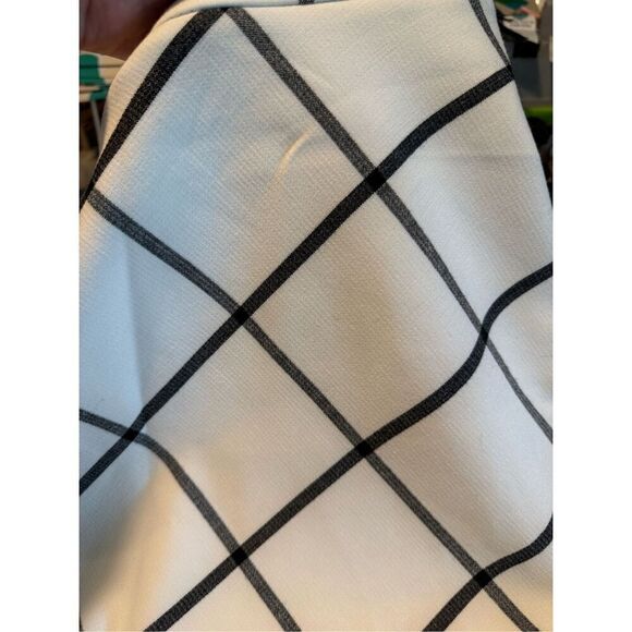 LOFT Windowpane Skater Skirt Sz 4 - Picture 10 of 11